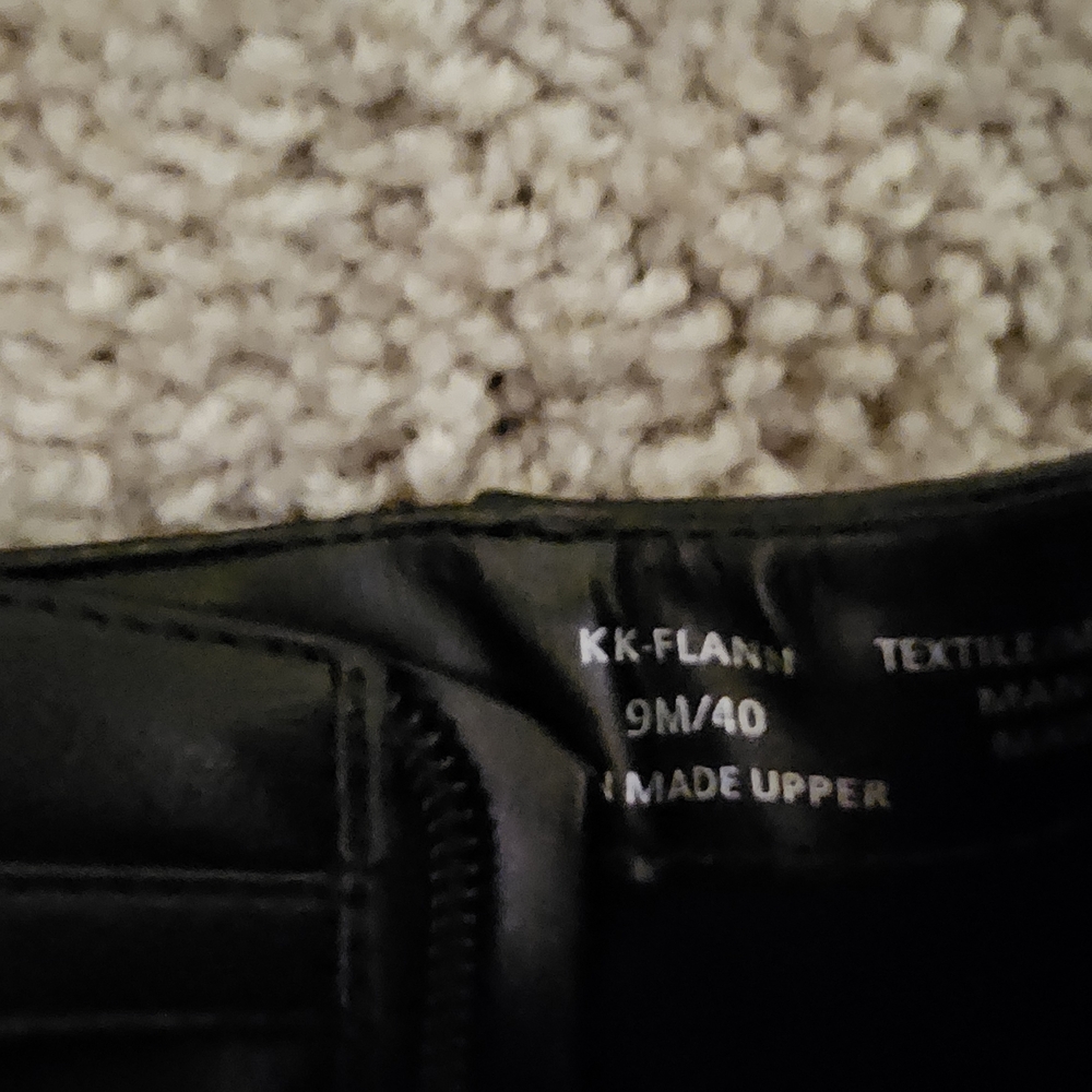 Kelly & Katie Sleek Black Ankle Booties - Picture 6 of 6